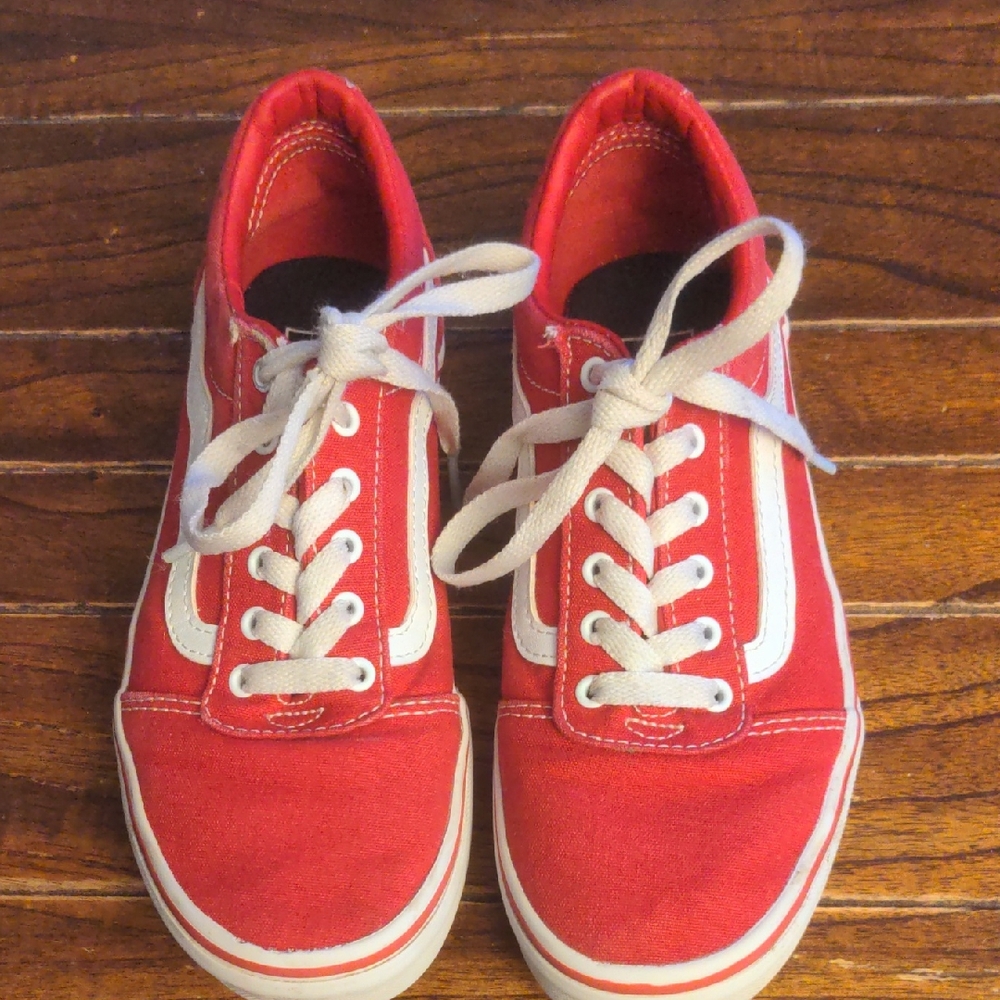 Vans Off the Wall Boys Red Low Top Lace Up Sneaker Shoes Size 3